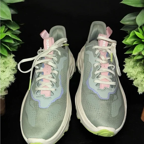 Sorel Women's Sneakers in Gray and Pink - Picture 1 of 7